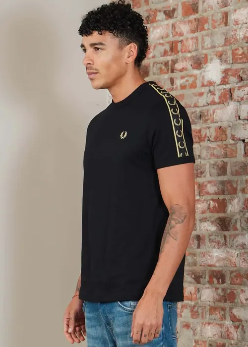 Fred Perry Contrast tape ringer t-shirt - black champagne