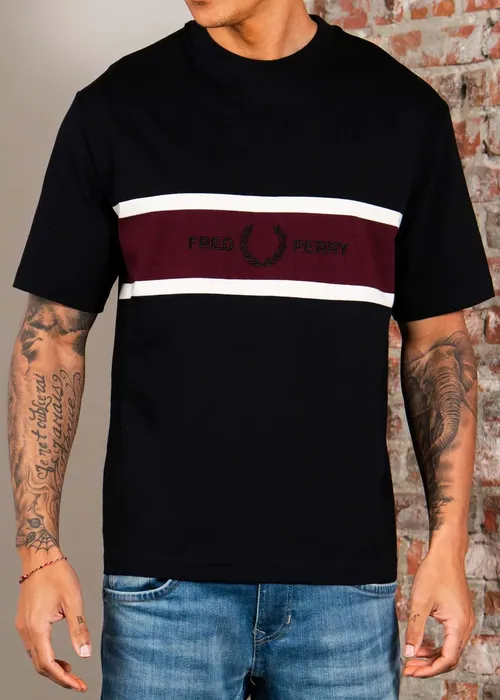 Fred Perry Embroidered panel t-shirt - black