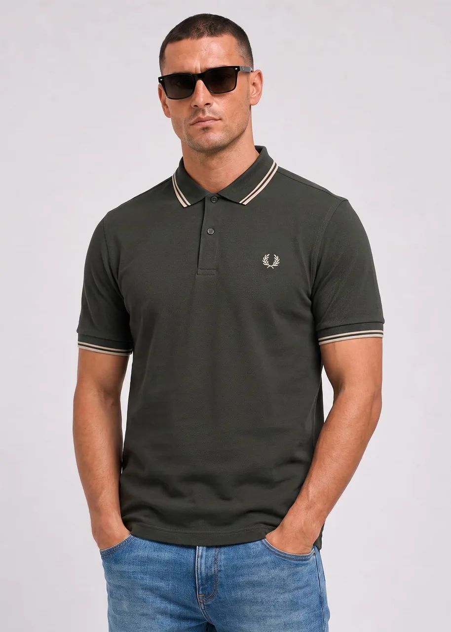 Ansicht 2 von Fred Perry Twin Tipped Polo - field green oatmeal
