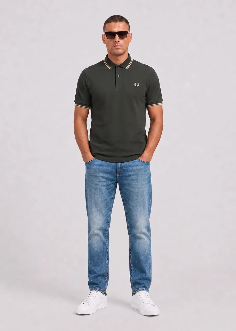 Ansicht 3 von Fred Perry Twin Tipped Polo - field green oatmeal