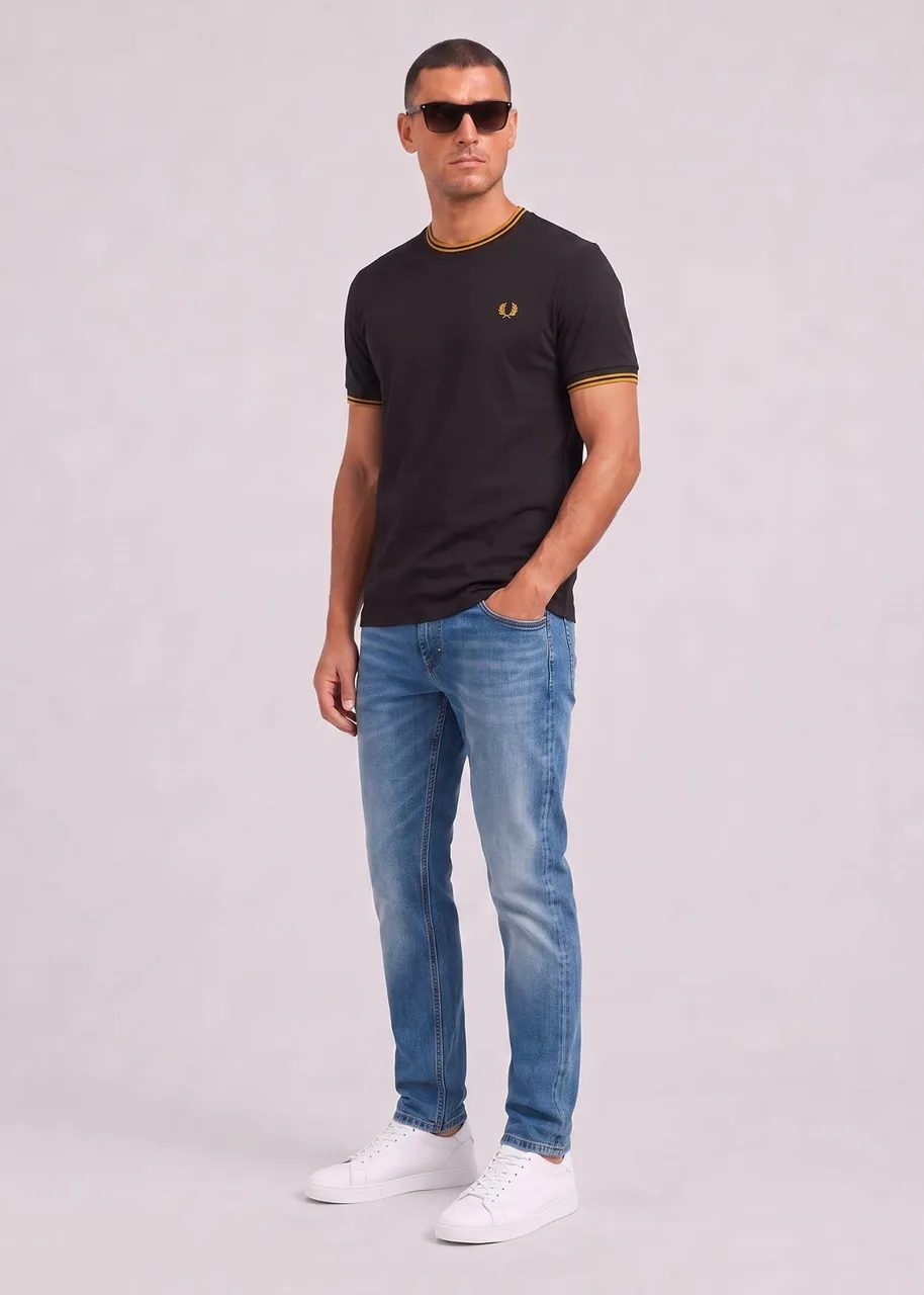 Ansicht 3 von Fred Perry Twin tipped t-shirt - anchor grey golden